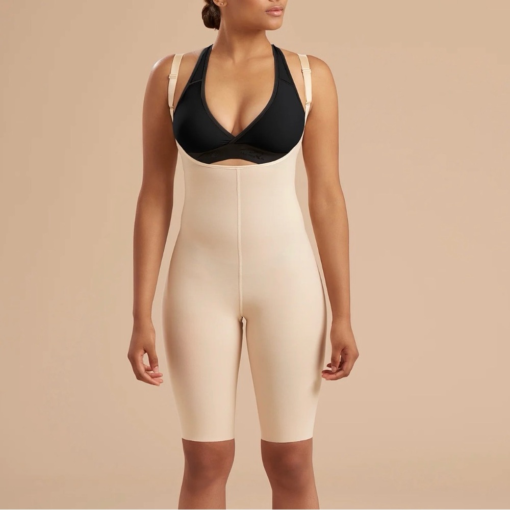 Women's Girdle with High Back-No Closure-Short Length